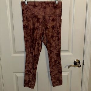 Athleta Pink/Maroon Tie-Dye 7/8th leggings w/ pockets